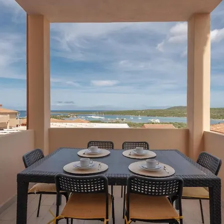 Perfectly Positioned Baia De Bahas Residence One Bedroom Sleeps 4- Num0884 *