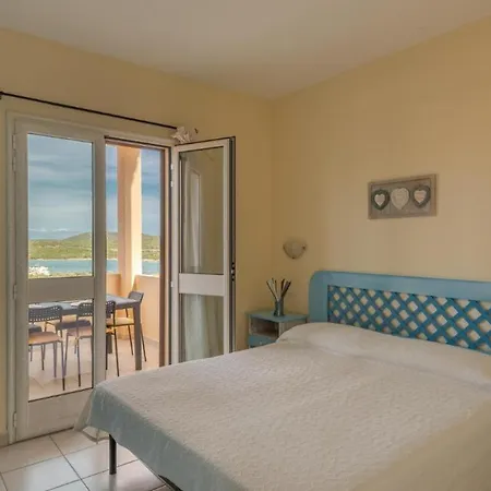 Διαμέρισμα Perfectly Positioned Baia De Bahas Residence One Bedroom Sleeps 4- Num0884