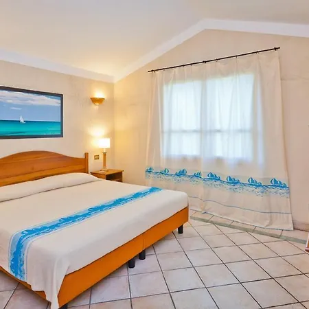 Perfectly Positioned Baia De Bahas Residence One Bedroom Sleeps 4- Num0884 Διαμέρισμα