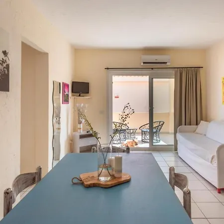 Perfectly Positioned Baia De Bahas Residence One Bedroom Sleeps 4- Num0884 Διαμέρισμα Santa Marinella